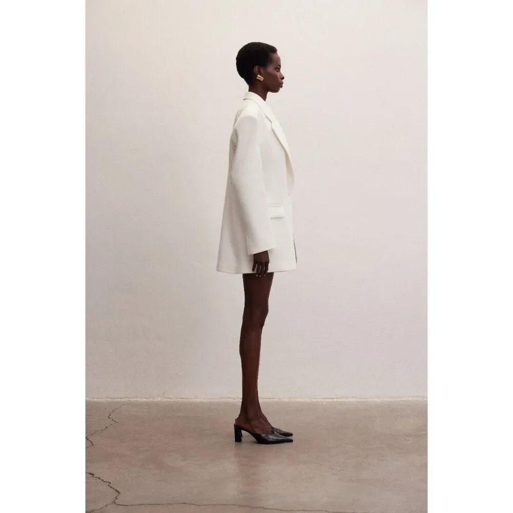 Grace Jones Structured Oversized Blazer in White - Picture 5 of 8